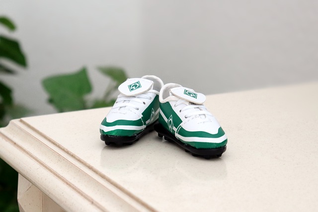 骄傲转发！中国男团力压韩日夺金.